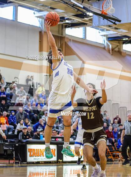 Thumbnail 1 in Hopedale vs Westport (MIAA Division 5 Semifinal) photogallery.