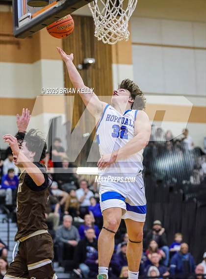 Thumbnail 3 in Hopedale vs Westport (MIAA Division 5 Semifinal) photogallery.