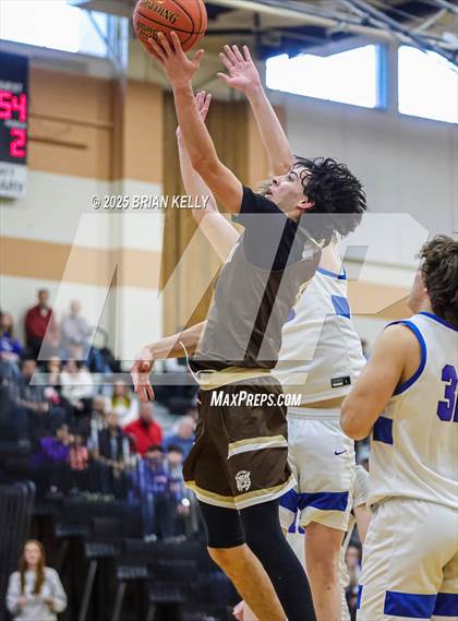Thumbnail 2 in Hopedale vs Westport (MIAA Division 5 Semifinal) photogallery.