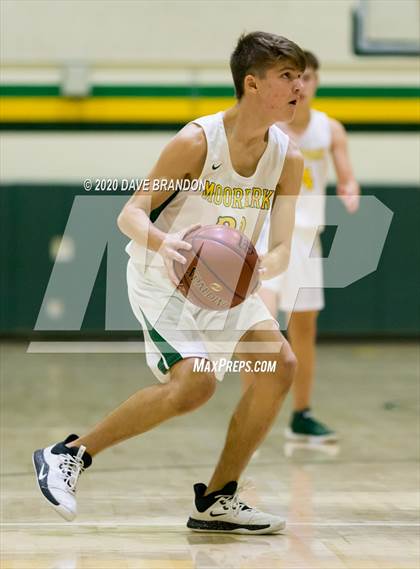 Thumbnail 1 in Simi Valley @ Moorpark photogallery.