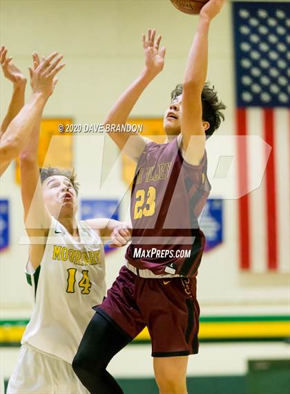 Thumbnail 3 in Simi Valley @ Moorpark photogallery.