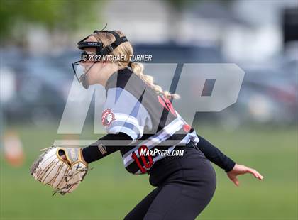 Thumbnail 2 in Hillcrest vs Pocatello (IHSAA 4A State Tournament) photogallery.
