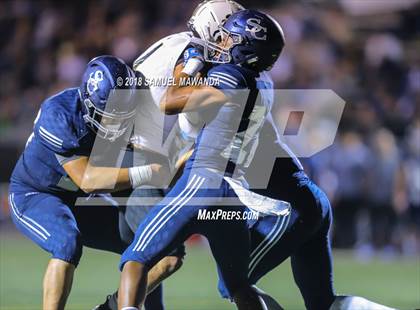 Thumbnail 1 in Calabasas vs Sierra Canyon photogallery.