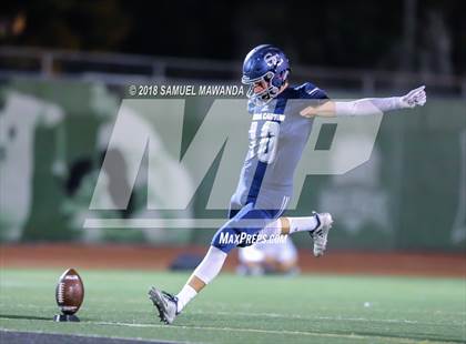 Thumbnail 3 in Calabasas vs Sierra Canyon photogallery.