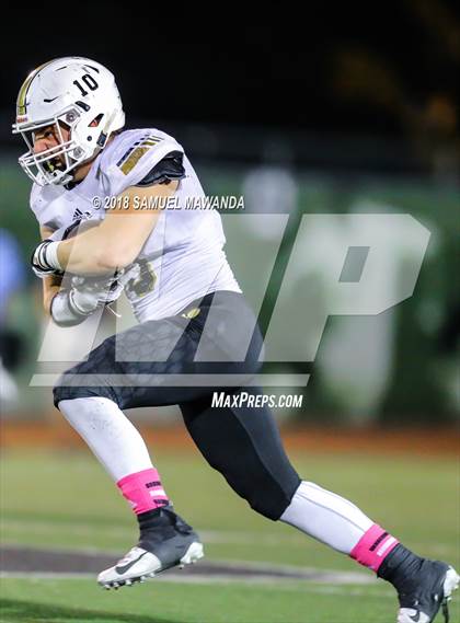 Thumbnail 1 in Calabasas vs Sierra Canyon photogallery.