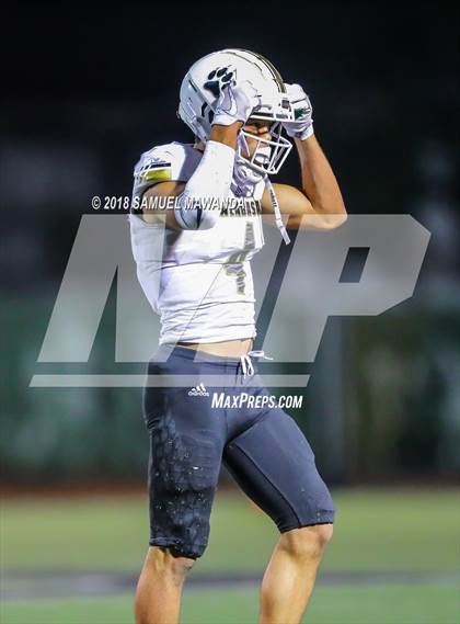 Thumbnail 2 in Calabasas vs Sierra Canyon photogallery.