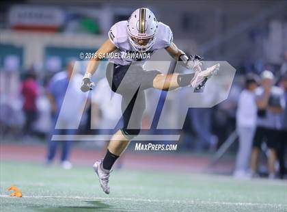 Thumbnail 3 in Calabasas vs Sierra Canyon photogallery.