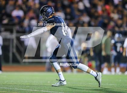 Thumbnail 3 in Calabasas vs Sierra Canyon photogallery.