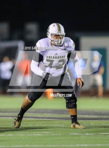 Thumbnail 1 in Calabasas vs Sierra Canyon photogallery.