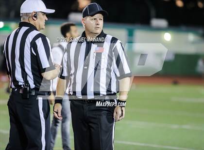 Thumbnail 3 in Calabasas vs Sierra Canyon photogallery.