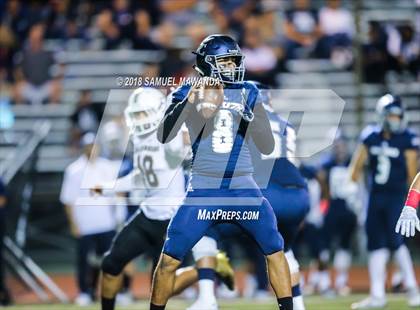 Thumbnail 1 in Calabasas vs Sierra Canyon photogallery.