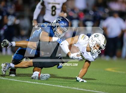Thumbnail 2 in Calabasas vs Sierra Canyon photogallery.