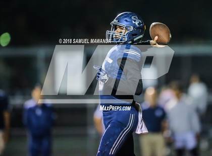 Thumbnail 1 in Calabasas vs Sierra Canyon photogallery.