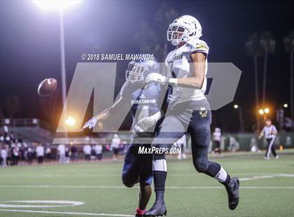 Thumbnail 1 in Calabasas vs Sierra Canyon photogallery.