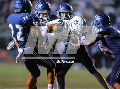 Thumbnail 3 in Calabasas vs Sierra Canyon photogallery.