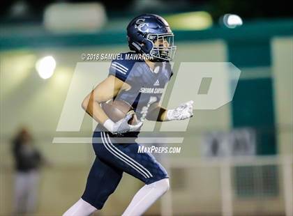 Thumbnail 1 in Calabasas vs Sierra Canyon photogallery.