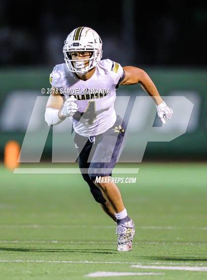 Thumbnail 3 in Calabasas vs Sierra Canyon photogallery.