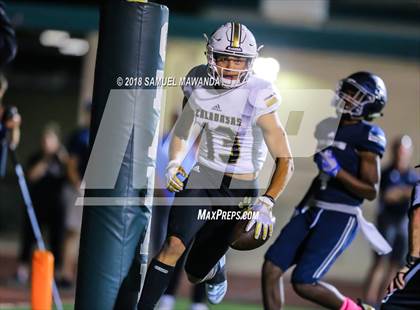 Thumbnail 2 in Calabasas vs Sierra Canyon photogallery.