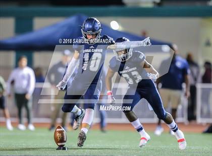 Thumbnail 2 in Calabasas vs Sierra Canyon photogallery.