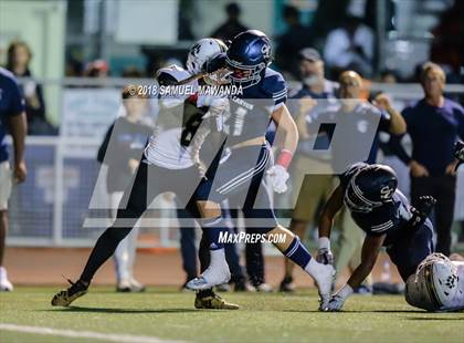 Thumbnail 2 in Calabasas vs Sierra Canyon photogallery.