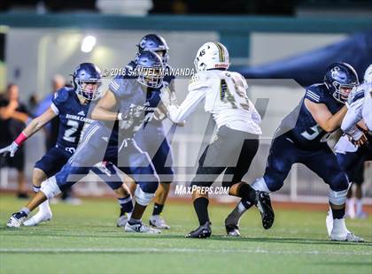 Thumbnail 3 in Calabasas vs Sierra Canyon photogallery.