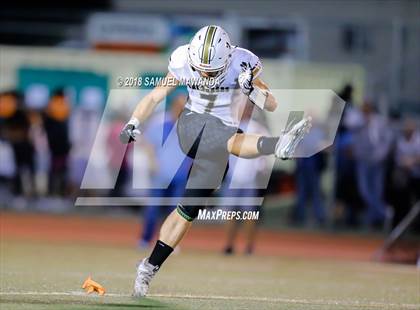 Thumbnail 1 in Calabasas vs Sierra Canyon photogallery.
