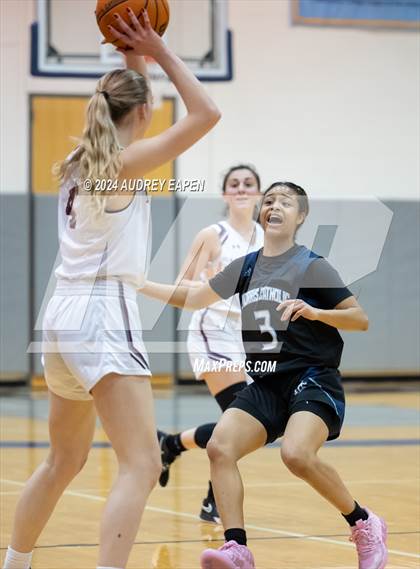 Thumbnail 1 in Morris Catholic vs. Morristown photogallery.