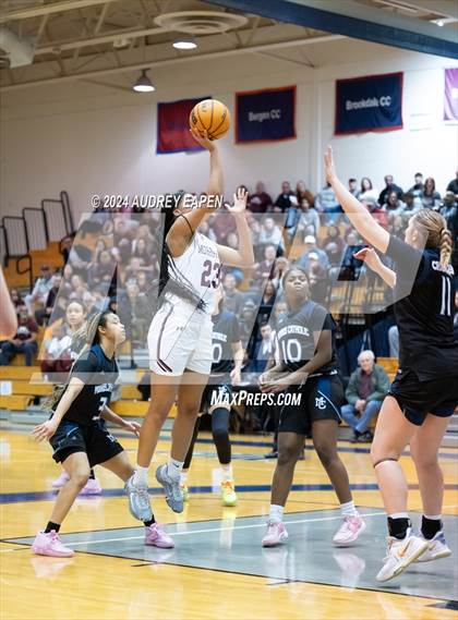 Thumbnail 2 in Morris Catholic vs. Morristown photogallery.