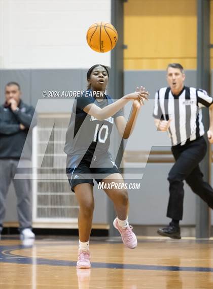 Thumbnail 1 in Morris Catholic vs. Morristown photogallery.