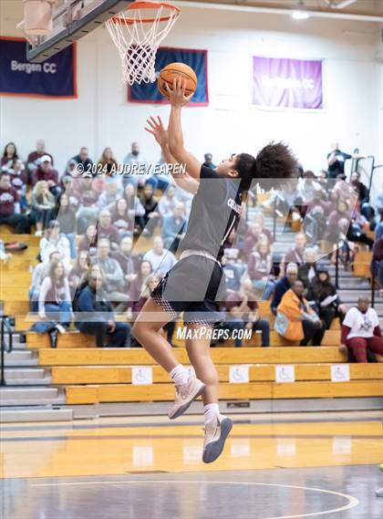 Thumbnail 1 in Morris Catholic vs. Morristown photogallery.