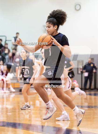 Thumbnail 3 in Morris Catholic vs. Morristown photogallery.