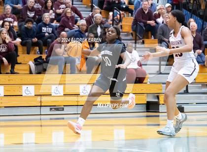 Thumbnail 3 in Morris Catholic vs. Morristown photogallery.