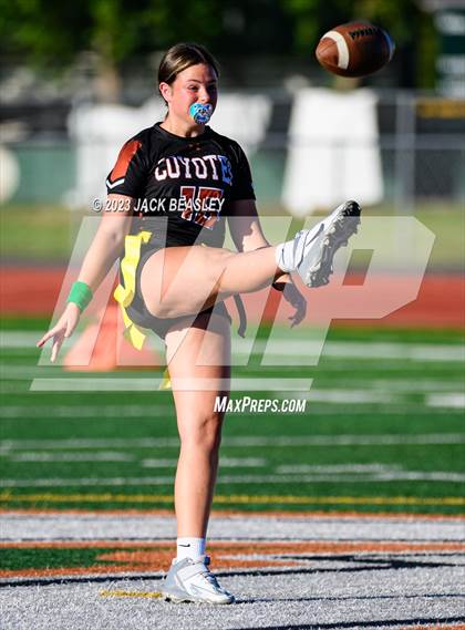 Thumbnail 3 in Canyon View @ Campo Verde photogallery.