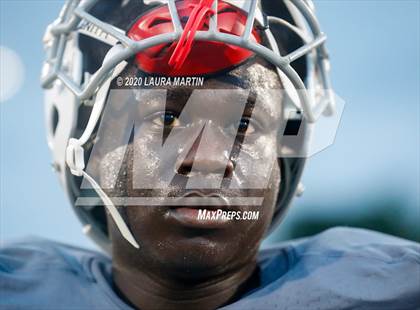 Thumbnail 1 in Cardinal Gibbons @ Chaminade-Madonna photogallery.