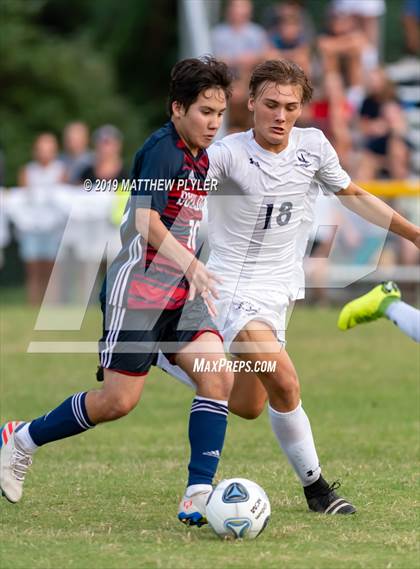 Thumbnail 3 in Terry Sanford vs. Fayetteville Academy (Battle for the Bell) photogallery.