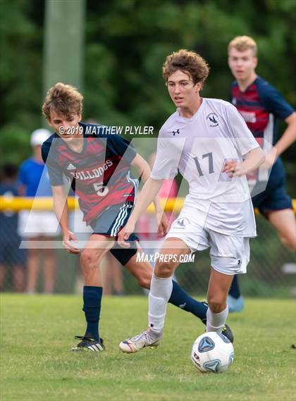 Thumbnail 3 in Terry Sanford vs. Fayetteville Academy (Battle for the Bell) photogallery.