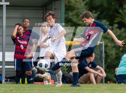 Thumbnail 3 in Terry Sanford vs. Fayetteville Academy (Battle for the Bell) photogallery.