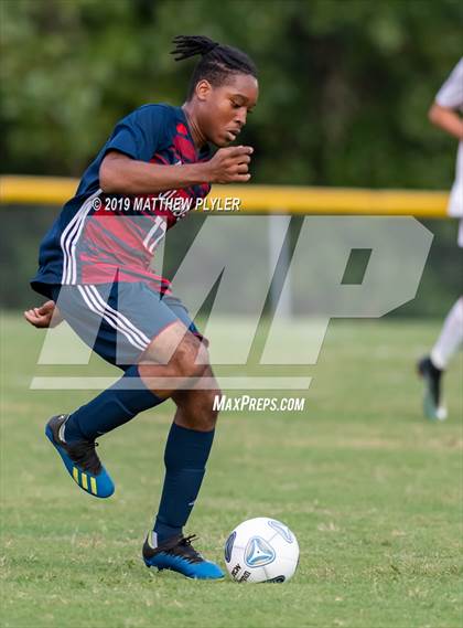 Thumbnail 2 in Terry Sanford vs. Fayetteville Academy (Battle for the Bell) photogallery.