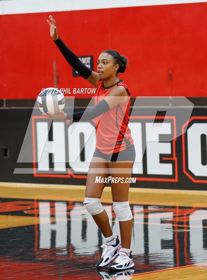 Thumbnail 1 in JV: Coshocton @ Crooksville photogallery.