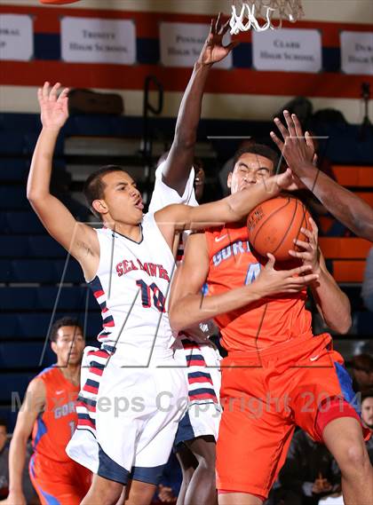 Thumbnail 1 in Redondo Union vs. Bishop Gorman (Tarkanian Classic) photogallery.