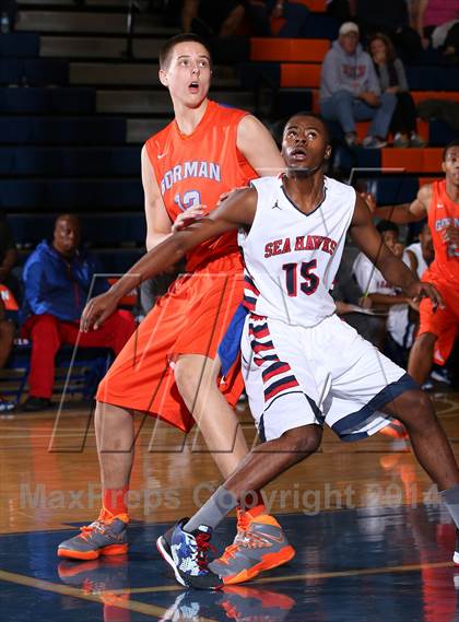 Thumbnail 2 in Redondo Union vs. Bishop Gorman (Tarkanian Classic) photogallery.