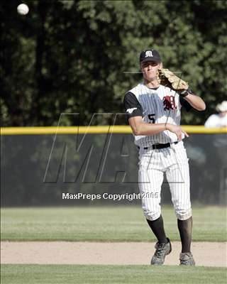 Thumbnail 3 in De La Salle vs Monte Vista (3A Sec. Final) photogallery.