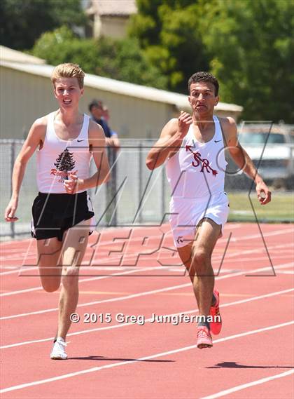 Thumbnail 2 in MCAL Track Finals photogallery.