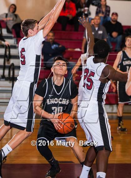Thumbnail 3 in Enochs @ Modesto photogallery.
