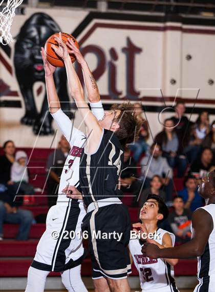 Thumbnail 1 in Enochs @ Modesto photogallery.