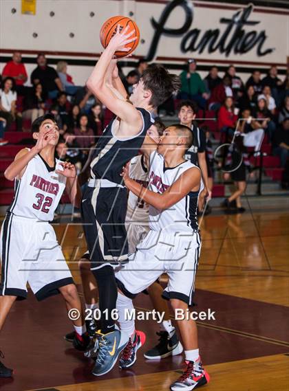 Thumbnail 3 in Enochs @ Modesto photogallery.