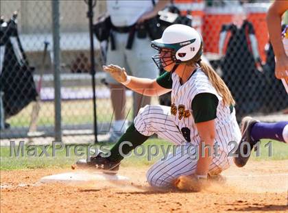 Thumbnail 2 in Santa Fe vs Montgomery (UIL 4A Region III Final - Game 3) photogallery.
