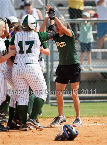 Thumbnail 2 in Santa Fe vs Montgomery (UIL 4A Region III Final - Game 3) photogallery.