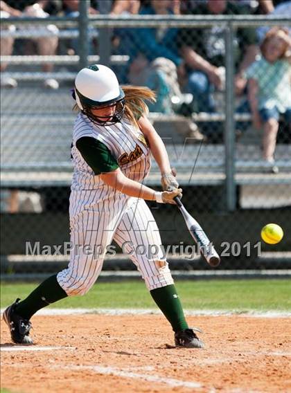 Thumbnail 3 in Santa Fe vs Montgomery (UIL 4A Region III Final - Game 3) photogallery.