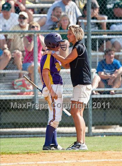 Thumbnail 1 in Santa Fe vs Montgomery (UIL 4A Region III Final - Game 3) photogallery.